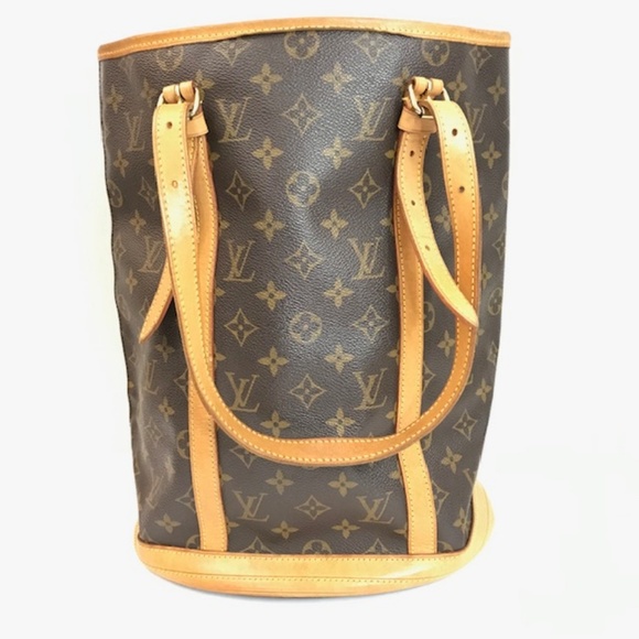 Louis Vuitton Handbags - Louis Vuitton Bucket GM Monogram Canvas